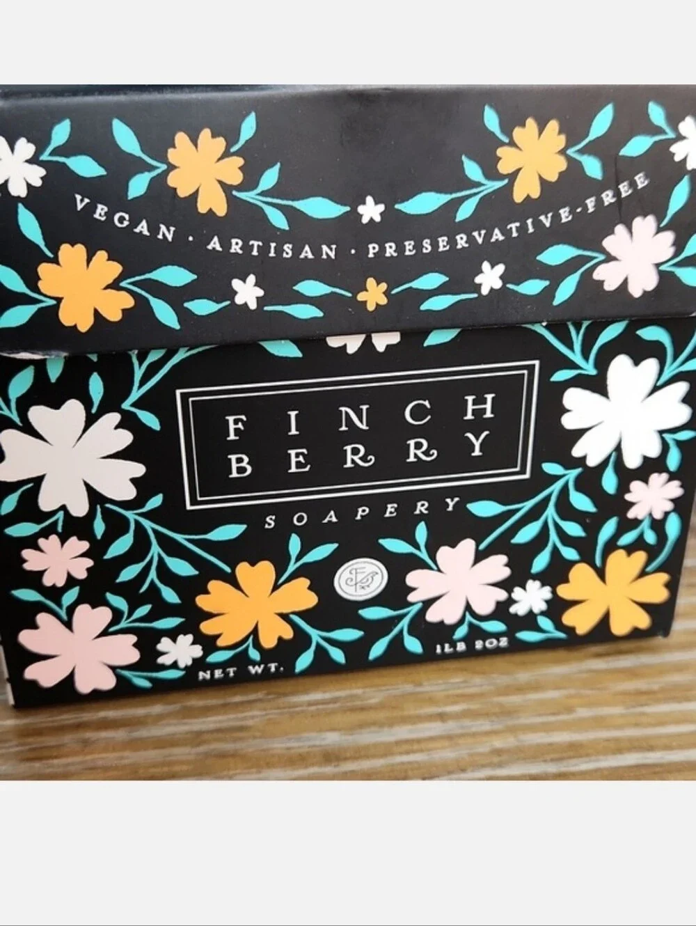 NIB Finchberry Artisan Hand Soap Blue Thumbs Up Vegan